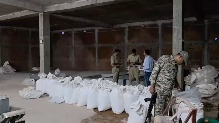 डिटर्जेंट फैक्ट्री की आड़ में गुटखा फैक्ट्री का भंडाफोड़, दुर्ग पुलिस ने पकड़ा अवैध कारोबार