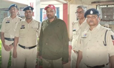 ACB का बड़ा अधिकारी बताकर घर में घुसे, 2.50 लाख का सामान ले जाने वाला फरार आरोपी पकड़ा गया