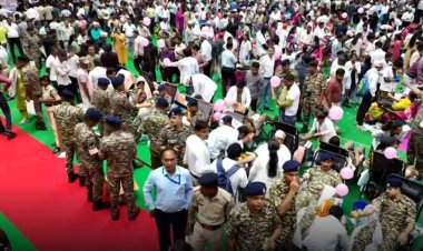 रायपुर में रक्तदान महादान महाकुंभ, 3 हजार से ज्यादा लोगों ने किया रक्तदान, गोल्डन बुक ऑफ वर्ल्ड रिकॉर्ड में दर्ज हुआ आयोजन