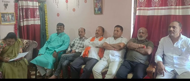 सेक्टर-2 में ‘मन की बात’ का आयोजन, प्रधानमंत्री के संबोधन को कार्यकर्ताओं ने ध्यानपूर्वक सुना