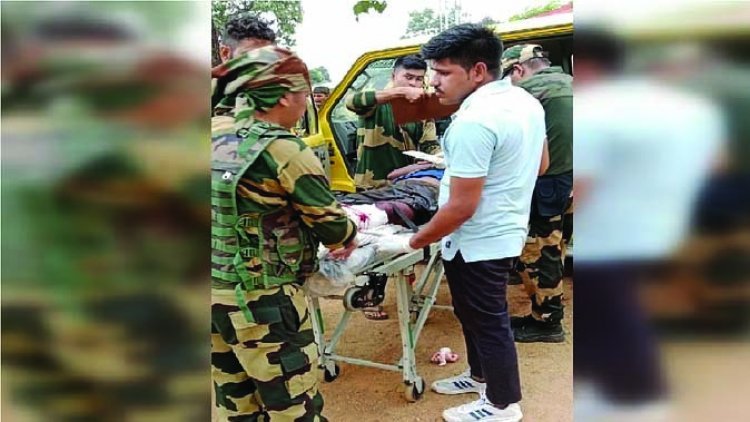 IED ब्लास्ट में बीएसएफ जवान और दो मतदान कर्मी घायल