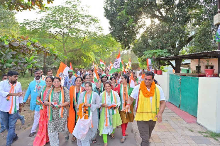 विधायक देवेंद्र यादव की निकाली विश्वास यात्रा