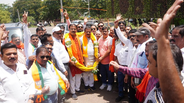 टाउनशिप में निकली भाजपा प्रत्याशी विजय बघेल की जनसम्पर्क आशीर्वाद यात्रा, हजारों की संख्या में शामिल हुए लोग