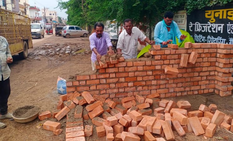 मैखिक शिकायत का त्वरित निराकरण,शासकीय भूमि पर अवैध कब्जा निगम ने किया धराशायी