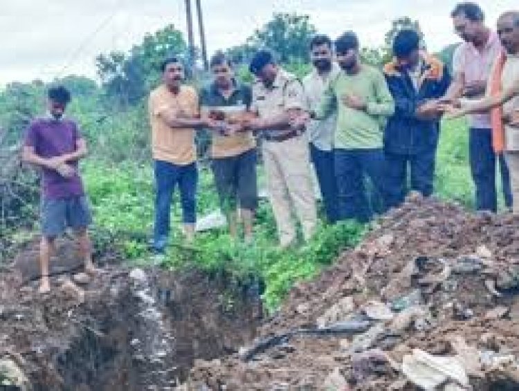 छत्तीसगढ़ के मुंगेली जिले के लोरमी थाना क्षेत्र में बीते सोमवार को मिले शव की शिनाख्त नहीं हो पाई