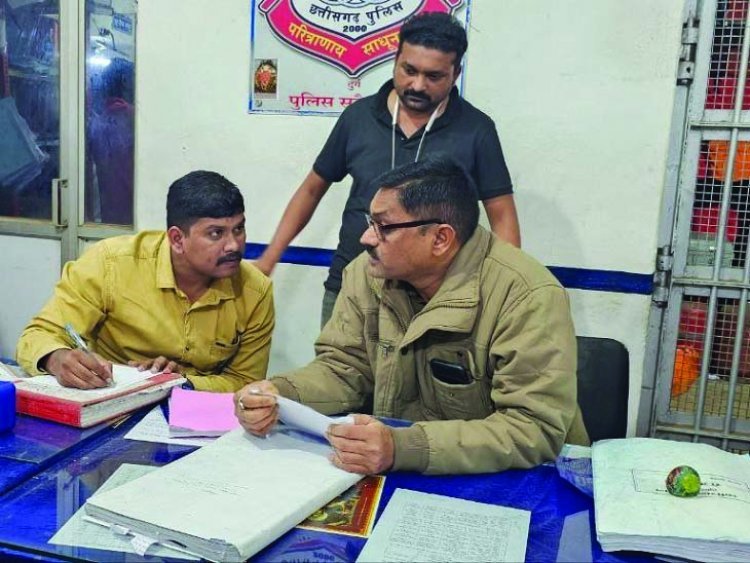 ऑनलाइन ठगी के मामले में महाराष्ट्र पुलिस ने भिलाई में एक ट्रांसपोर्टर के घर की छापेमारी