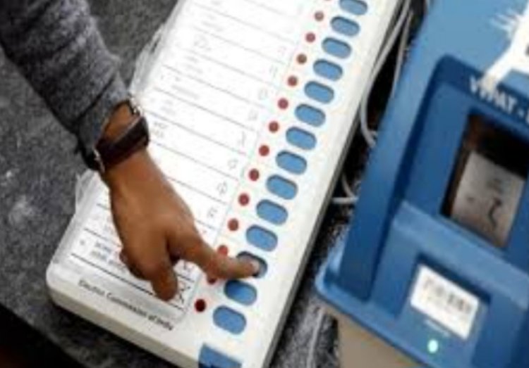 छत्तीसगढ़ में EVM से होंगे निकाय चुनाव : राज्य सरकार ने जारी की अधिसूचना, पंचायत चुनाव बैलेट पेपर से ही होंगे