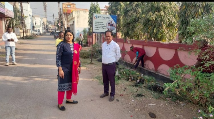 महिनों से जहां सफाई नहीं वहां पहुंचा गैंग,हर पंद्रह दिन में वार्डो की सफाई गैंग से - रिसाली निगम आयुक्त मोनिका वर्मा