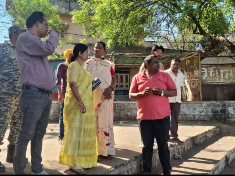 लुचकि तालाब का महापौर श्रीमती अलका बाघमार ने किया निरीक्षण,तालाब में अभियान चलाकर सफाई के दिये निर्देश