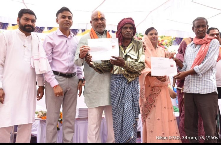मुख्यमंत्री के नेतृत्व में गांव-गांव पहुंच रहा समाधान शिविर- विधायक ललित चंद्राकर