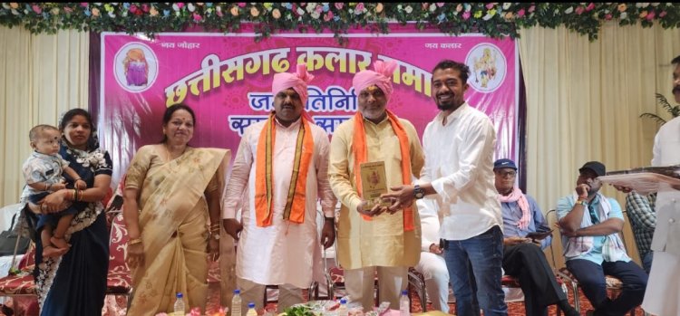 सिन्हा कलार समाज द्वारा समाज के नवनिर्वाचित जनप्रतिनिधियों का किया सम्मान