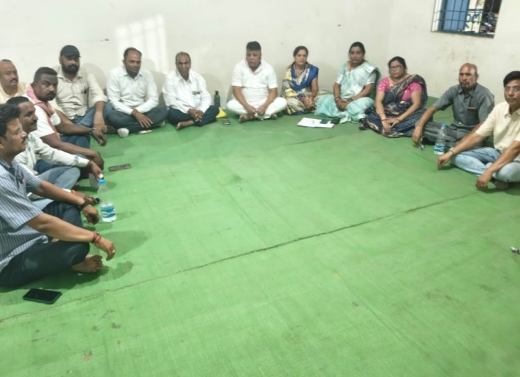 ब्लॉक कांग्रेस कमेटी सुपेला कोसानगर की बैठक में आगामी कार्यक्रम की रूपरेखा तय जनता से जुड़ी मुद्दे को लेकर निगम घेराव सहित पुलिस विभाग को सौंपेगी ज्ञापन