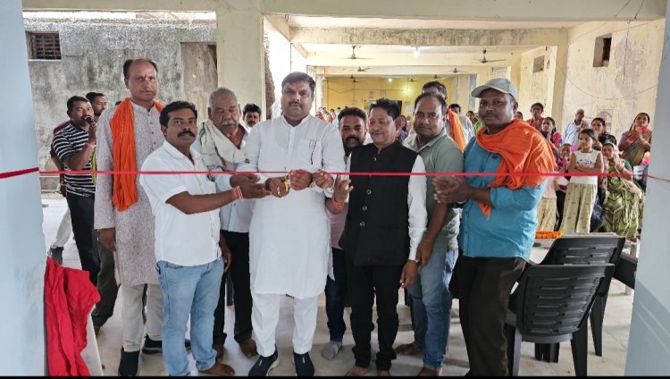 ढीमर समाज के भवन में अतिरिक्त कक्ष, विधायक गजेन्द्र यादव ने किया लोकार्पण