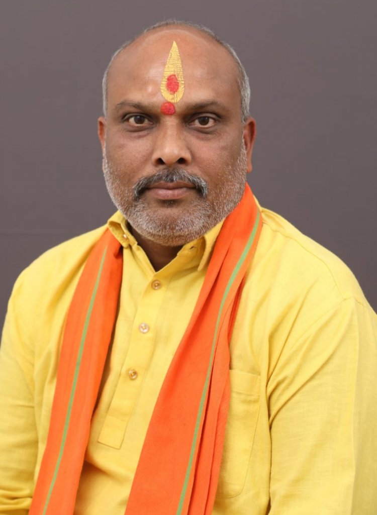 दुर्ग ग्रामीण विधायक ललित चंद्राकर ने,जिला सहकारी केन्द्रीय बैंक के सीइओ को सोसायटियों में किसानो उनकी डिमांड के अनुसार खाद्य बीज उपलब्धता के लिए निर्देश प्रदान किए