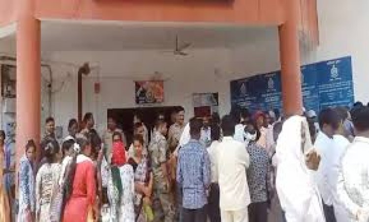 चंगाई सभा की अनुमति देना पड़ा महंगा: प्रशासन ने की बड़ी कार्रवाई, SDM –तहसीलदार का हुआ तबादला