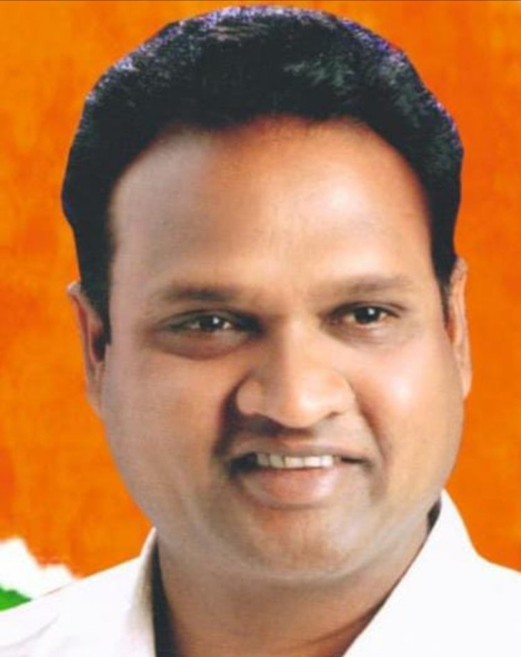 महापौर अलका बाघमार शैक्षणिक दौरे पर इंदौर रवाना,  -महापौर श्रीमती बाघमार ने अपनी अनुपस्थिति में 2 दिन नरेंद्र बंजारे को प्रभारी महापौर का दायित्व सौंपा