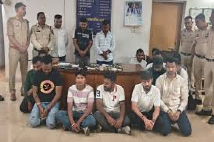 50 लाख जब्त कर 10 लाख बताया, जुआ फंड में हुई कार्रवाई पर जांच शुरू