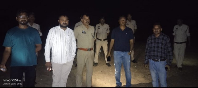 दुर्ग: अवैध मुरूम खननकर्ताओं पर राजस्व और पुलिस विभाग की ताबड़तोड़ कार्रवाई