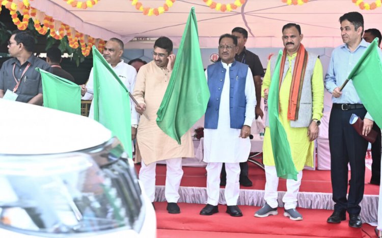 प्रदेश को शीघ्र मिलेंगे 851 नए एंबुलेंस:प्रधानमंत्री जन मन योजना के अंतर्गत विशेष पिछड़ी जनजातियों के लिए होगी एंबुलेंस की विशेष व्यवस्था