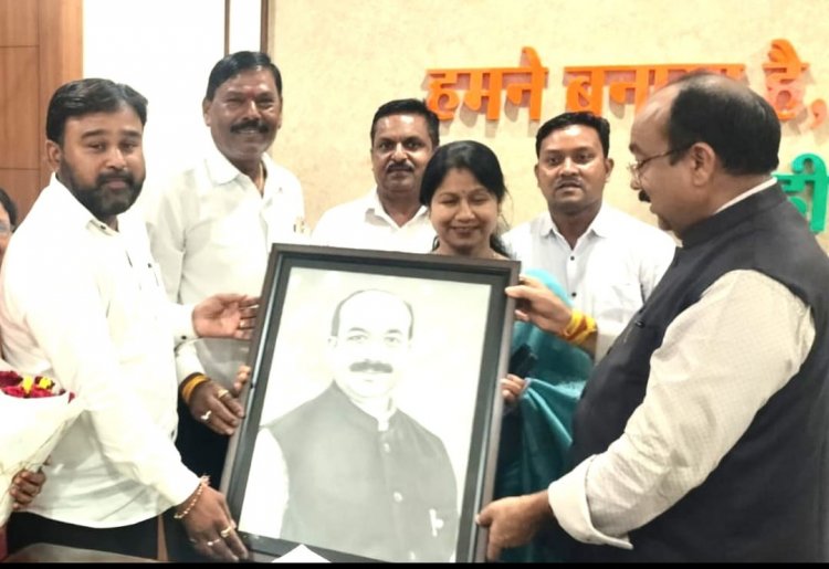 विकास कार्यों की स्वीकृति पर महापौर ने मंत्री अरुण साव का जताया आभार, सावन महोत्सव में शामिल होने का सौंपा आमंत्रण