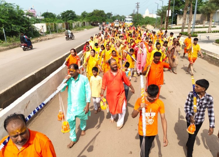 भगवान शिव की भक्ति में सराबोर हुआ दुर्ग शहर, हजारों भक्त निकले कांवर यात्रा में, मंदिर में कराया गया डोम निर्माण