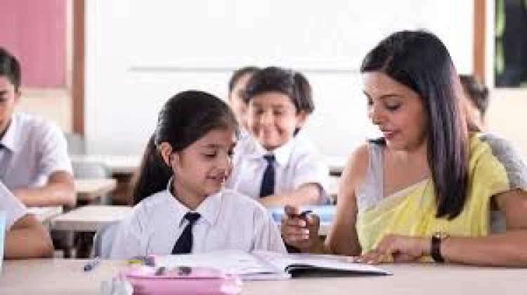 शिक्षकों की नई वैकेंसी : एक साथ इतने पदों पर होगी भर्ती.. जानिए डिटेल
