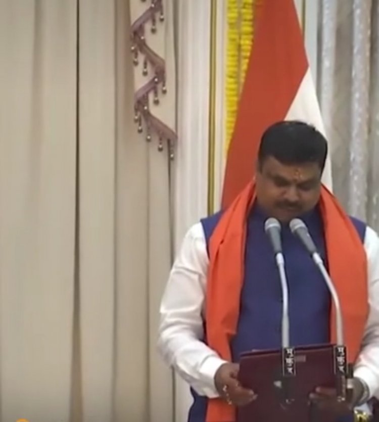 साय मंत्रिमंडल में तीन नए मंत्री शामिल – राजेश अग्रवाल, गुरु खुशवंत साहेब और गजेंद्र यादव ने ली शपथ