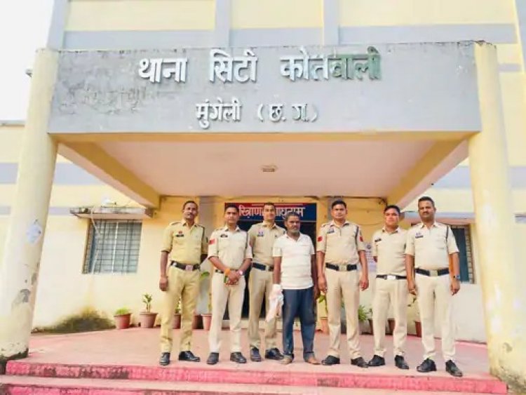 मुझे तुम्हारे साथ सेक्स करना है.घर में घुसकर सरपंच ने पकड़ लिया महिला को और करने लगा ऐसी हरकत, जानिए फिर क्या हुआ