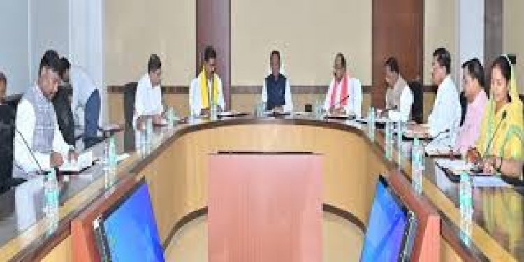 छत्तीसगढ़ में मंत्रिमंडल विस्तार के बाद साय कैबिनेट की पहली बैठक: शहीद ASP आकाश गिरेपूंजे की पत्नी को DSP पद पर अनुकंपा नियुक्ति