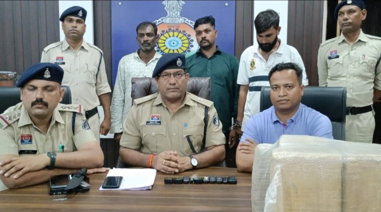 मोहन नगर पुलिस की बड़ी सफलता,22 किलो गांजा के साथ 3 तस्कर गिरफ्तार, उड़िसा से मुम्बई भेजा जा रहा था माल