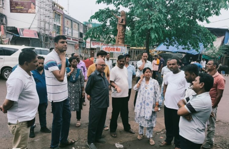 महापौर व आयुक्त ने किया निरीक्षण,इंदिरा मार्केट में त्योहारी सीजन की तैयारी,पसरा वालों के लिए 6x6 मार्किंग के निर्देश