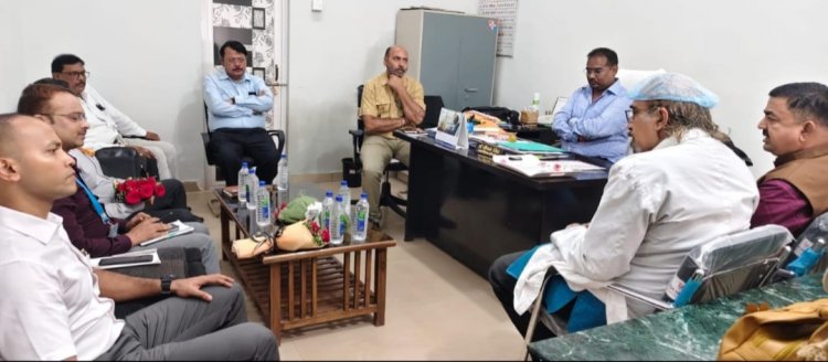 नाको एवं राज्य एड्स नियंत्रण सोसाइटी की टीम ने अंबेडकर और सुपेला अस्पताल का दौरा किया