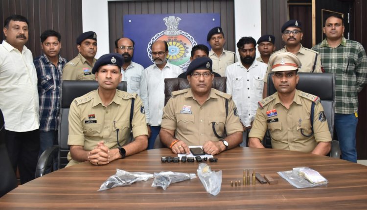 दुर्ग : पिस्टल एवं देशी कट्टा के साथ शराब तस्करी के 04 आरोपी गिरफतार