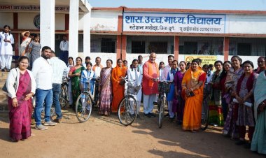शिक्षा सिर्फ नौकरी नहीं देती बल्कि सही सोच व सही दिशा भी देती है:  विधायक ललित चंद्राकर 