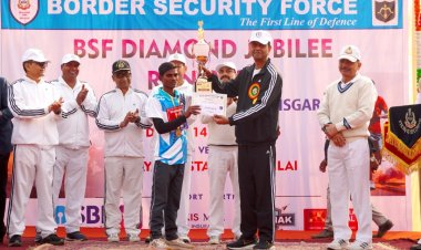 सीमा सुरक्षा बल की हीरक जयंती के उपलक्ष्य में भिलाई में आयोजित ‘बीएसएफ डायमंड जुबली रन-2025’ में उमड़ा जनसैलाब, भिलाईवासियों ने दिखाया उत्साह और देशभक्ति