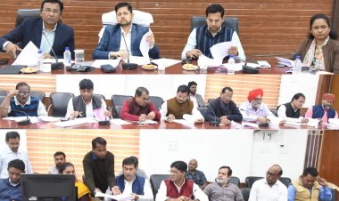 मान्यता प्राप्त राजनीतिक दलों की बैठक संपन्न,मतदाता सूची के विशेष गहन पुनरीक्षण (एसआईआर) कार्यक्रम की दी गई विस्तृत जानकारी