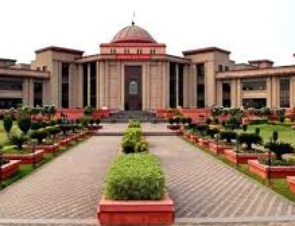 हाईकोर्ट ने निगम कमिश्नर का आदेश किया रद्द, 22 कर्मचारियों की नियुक्ति की बहाल