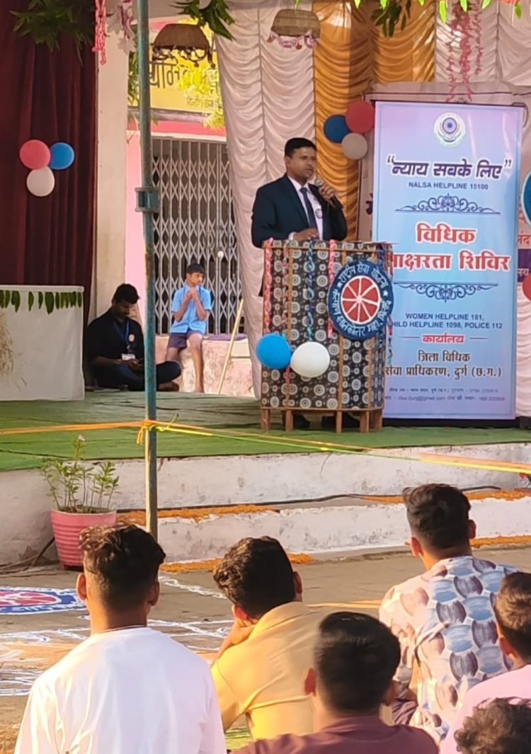 एड्स पीड़ित के कानूनी अधिकार बताए लोगों को, संविधान में दिए प्रावधान भी बताए