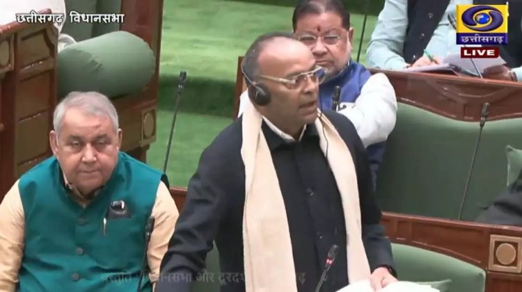 अजय चंद्राकर से नाराज हुए स्वास्थ्य मंत्री, जानिए क्या कह दिया शीतकालीन सत्र के दौरान?