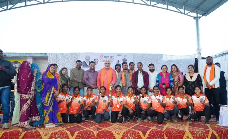 सांसद खेल महोत्सव 2025 में दुर्ग ग्रामीण विधायक ललित चंद्राकर हुए शामिल, खिलाड़ियों का बढ़ाया उत्साह