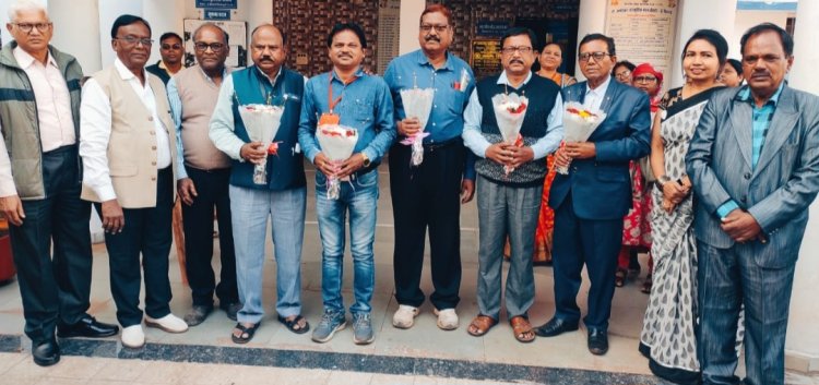 भारतीय बौद्ध महासभा भिलाई में वासनिक अध्यक्ष और गजभिए महासचिव,25 प्रतिनिधियों ने चुनाव किया पदाधिकारियों को 