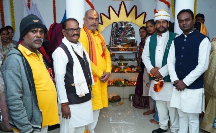 गुरु घासीदास जी के आदर्शों पर चलकर ही एक सशक्त, शिक्षित और समृद्ध समाज का निर्माण संभव है: विधायक ललित चंद्राकर 