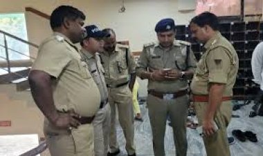 महासमुंद के सरकारी स्कूल में परीक्षा प्रश्नपत्र पर बवाल, धार्मिक आस्था से जुड़ा सवाल पूछने पर हंगामा