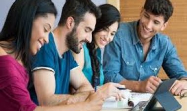 10वीं-12वीं के बाद कर लिया ये कोर्स तो डिग्री वालों से पहले मिलेगी जॉब