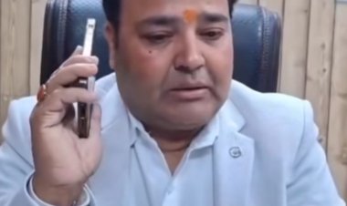 मुख्यमंत्री योगी आदित्यनाथ के समर्थन में इस्तीफे के बाद डिप्टी कमिश्नर (GST) पर फर्जी दिव्यांग प्रमाण पत्र का गंभीर आरोप