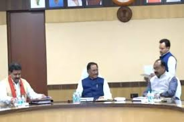 छत्तीसगढ़ में दो सालों में मंत्रियों के 12 से ज्यादा OSD और PA हटाए गए, विपक्ष ने लगाए भ्रष्टाचार के आरोप