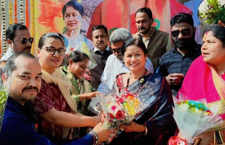 सुबह से शाम तक बधाइयों का तांता, महापौर अलका बाघमार के जन्मदिन पर उमड़ा जनसैलाब