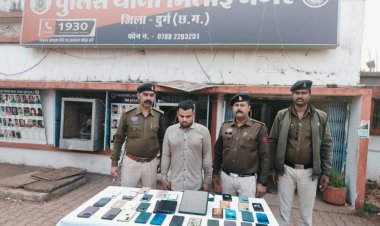 भिलाई नगर पुलिस की बड़ी कार्रवाई: शातिर मोबाइल चोर गिरफ्तार, 6 लाख के मोबाइल जप्त