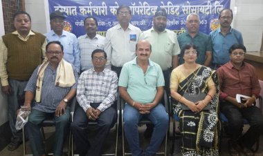 पुलिस विभाग की तरह 'आधार बेस्ड' उपस्थिति से छूट मांगी स्वास्थ्य कर्मियों ने, महासमिति की बैठक में कई मुद्दों पर हुई चर्चा, जीवनदीप  कर्मियों को नियमित करने सहित कई मांगे उठाईं