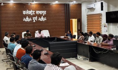 ’नो हेलमेट, नो पेट्रोल’’ आदेश के प्रभावी क्रियान्वयन हेतु बैठक संपन्न